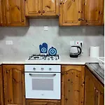 Marine Apartment *