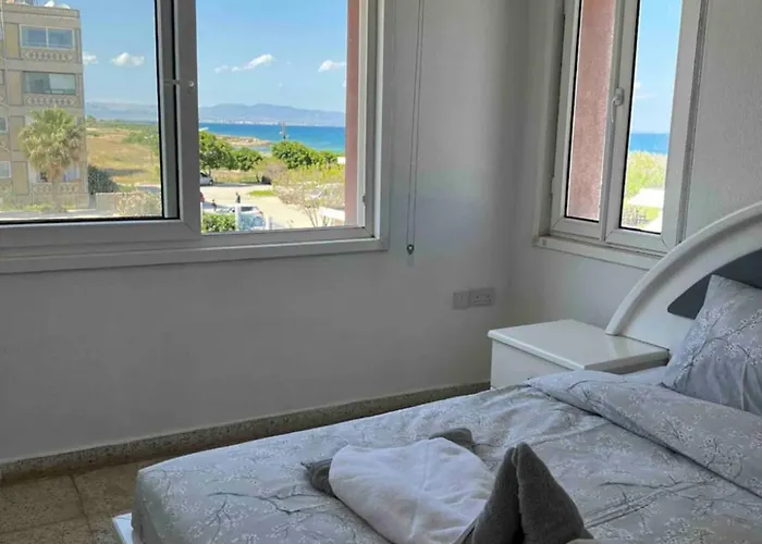 Marine * Αμμόχωστος